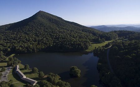 Peaks Of Otter Lodge Бедфорд Екстер'єр фото